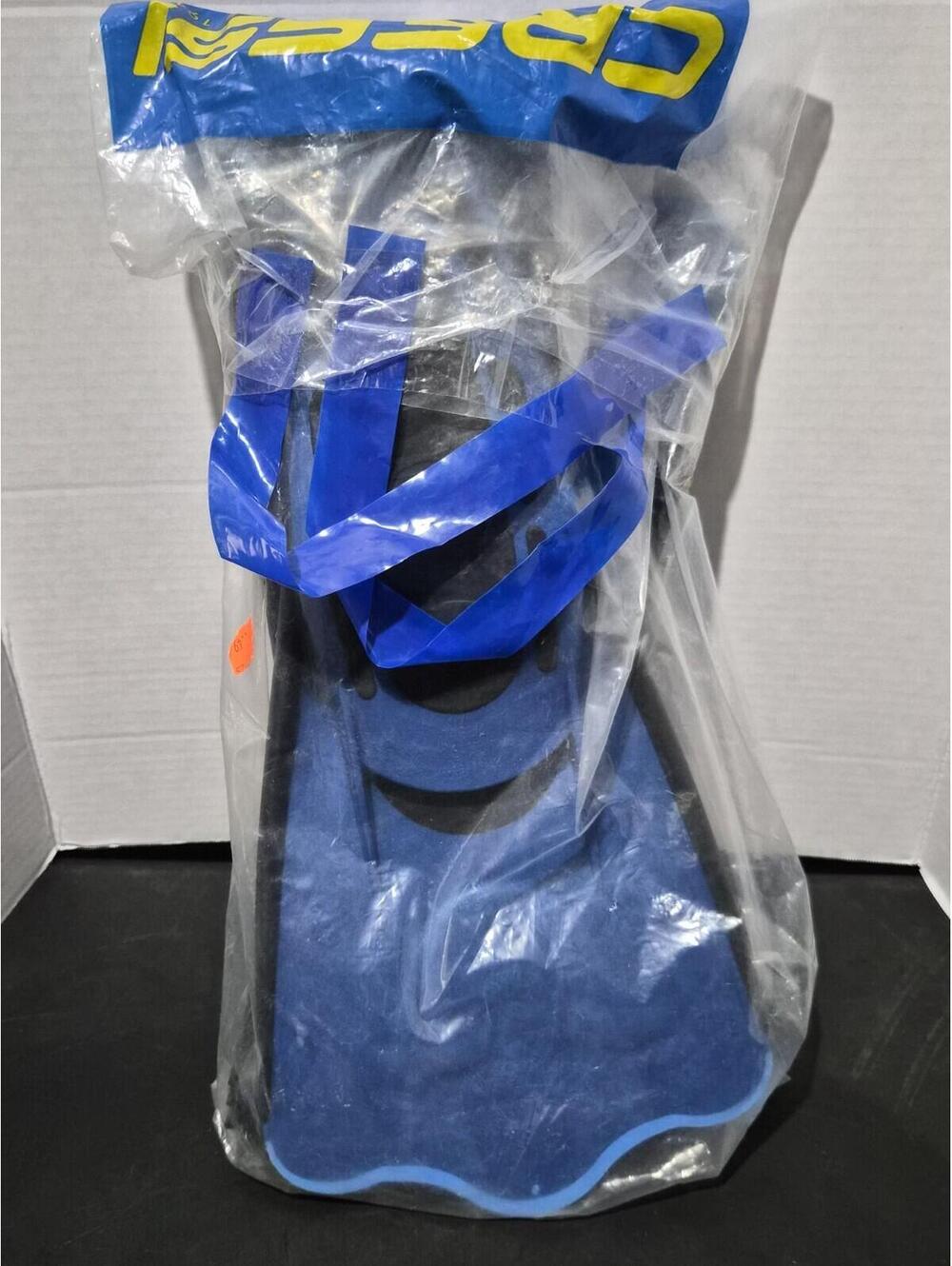 Cressi Palau Short Fins M Blue In Package Brand New
